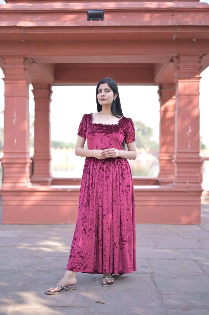 Crimson Square-Neck Velvet Dress With Puff Sleeve