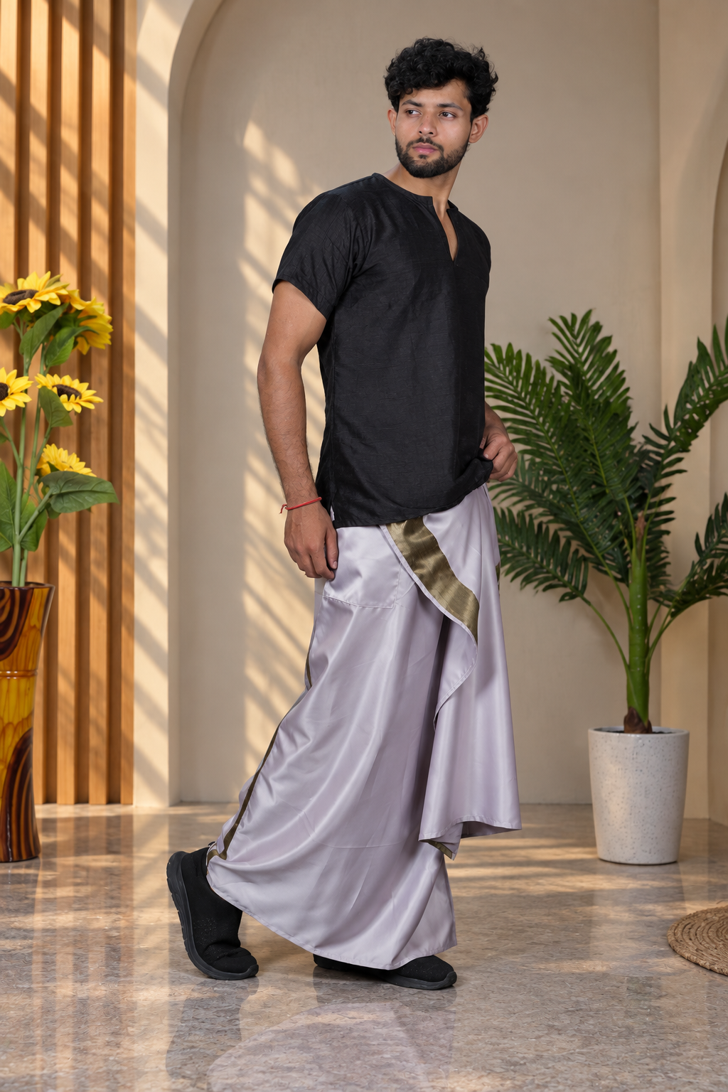 Men Light Mauve Colour Pajamalungi With Copper Zari Stripe