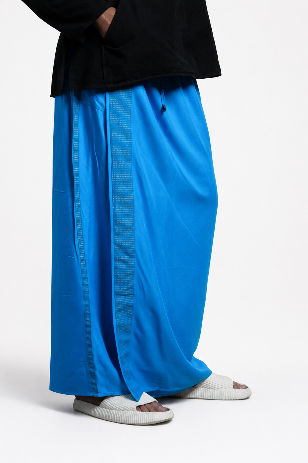Men Blue Colour Pajamalungi With Blue Textured Stripe Panel Pajamalungi