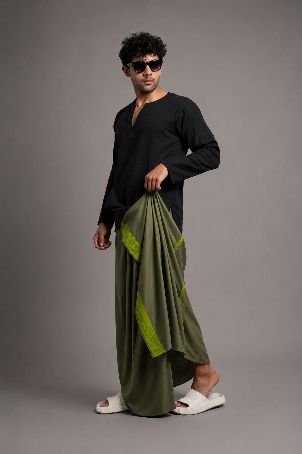 Men Olive Green Colour Pajamalungi With Green Textured Stripe Panel Pajamalungi