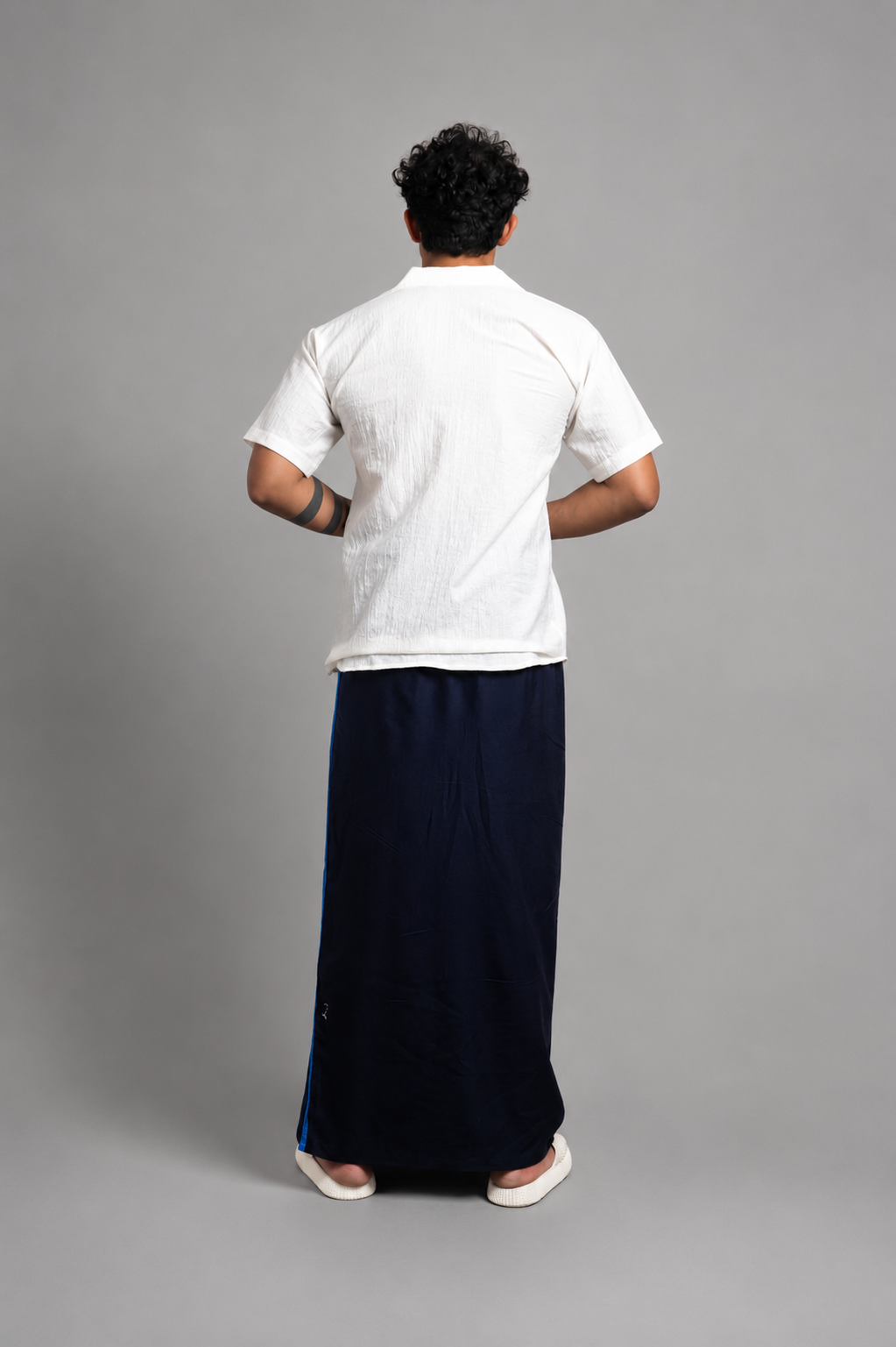 Men Navy Colour Pajamalungi With Blue  Textured Stripe Panel Pajamalungi