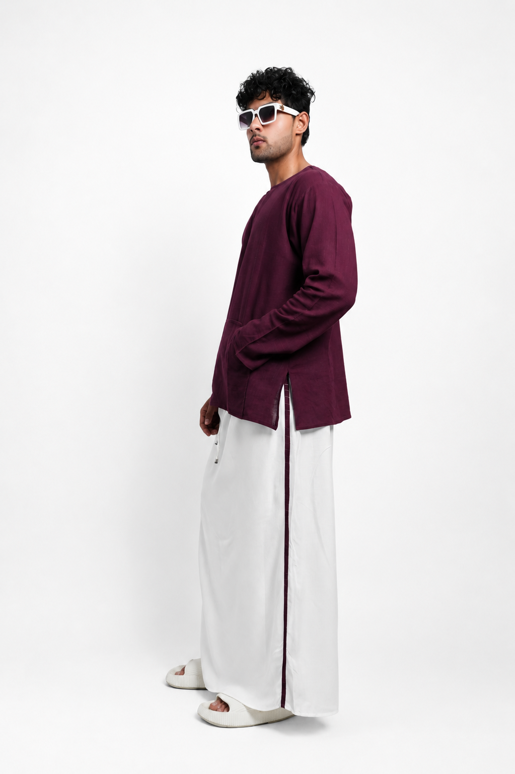 Men White Colour Pajamalungi With Marron Colour Textured Stripe Panel Pajamalungi