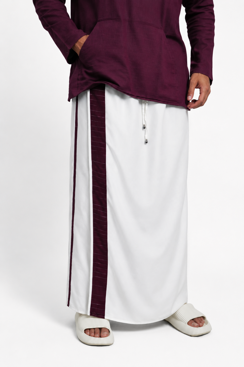 Men White Colour Pajamalungi With Marron Colour Textured Stripe Panel Pajamalungi