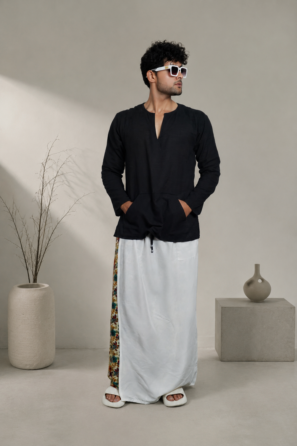 Men White Colour With  Floral Border Stripe Panel Pajamalungi