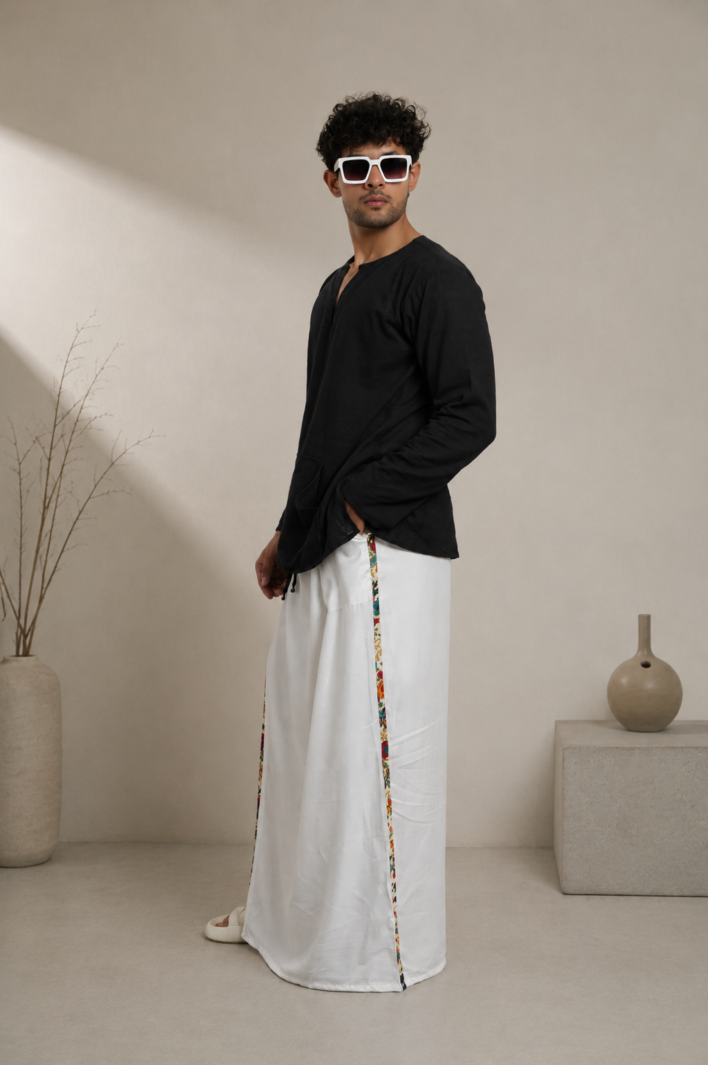 Men White Colour With  Floral Border Stripe Panel Pajamalungi