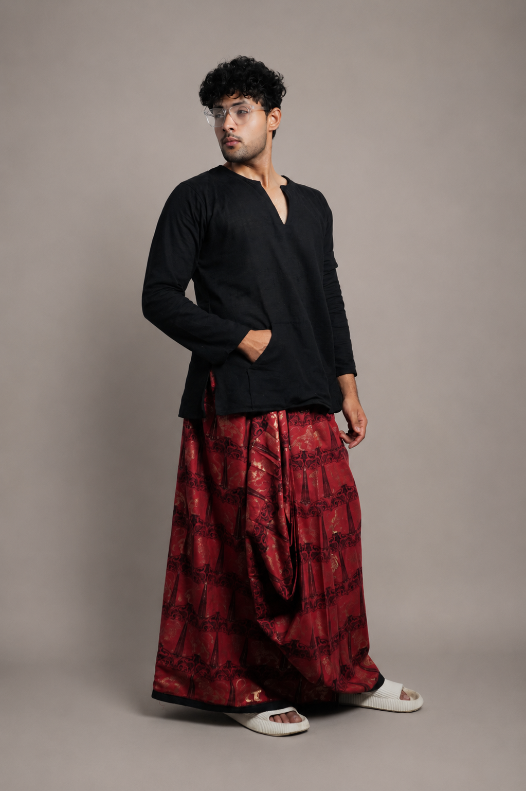 Men Red & Black Pleated lion Foil Print Motif Cotton Pajamalungi