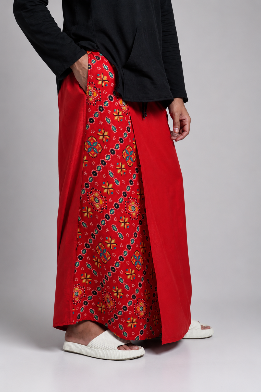 Men Red Colour Pajamalungi With Textured Stripe Panel Pajamalungi