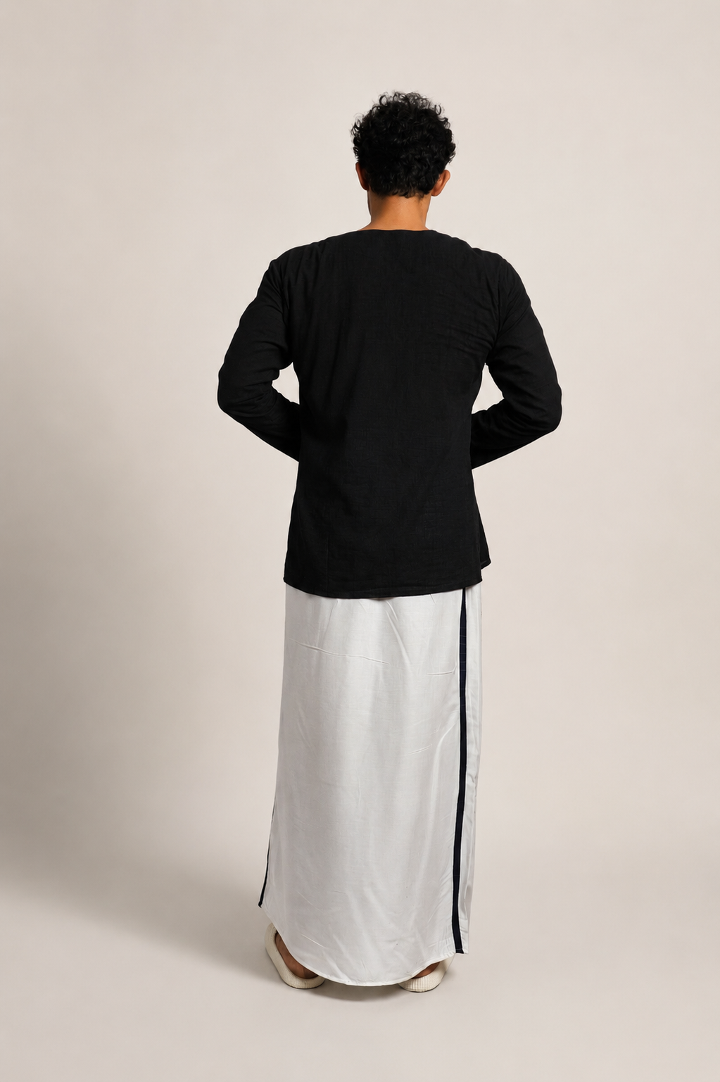 Men White Colour Pajamalungi With Textured Stripe Panel Pajamalungi
