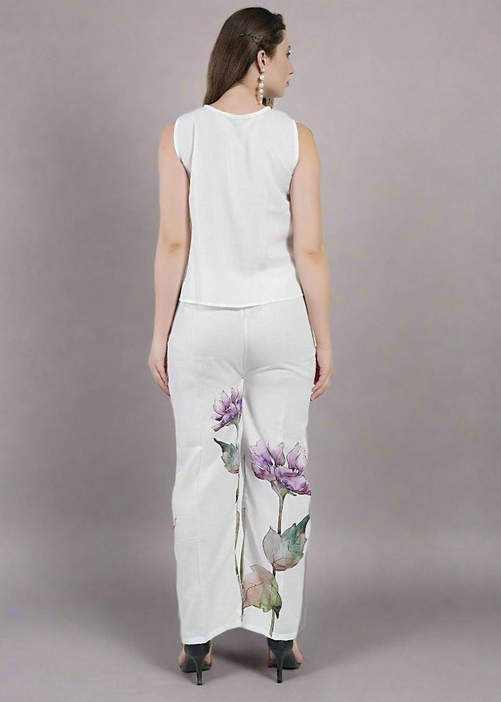 
                      
                        Elastic Waist Floral digital Print Trousers in Luxe Poly Linen
                      
                    