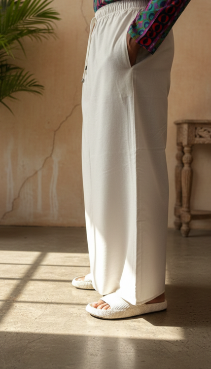 Men's White Cotton Pajamalungi with Vertical Printed Stripe