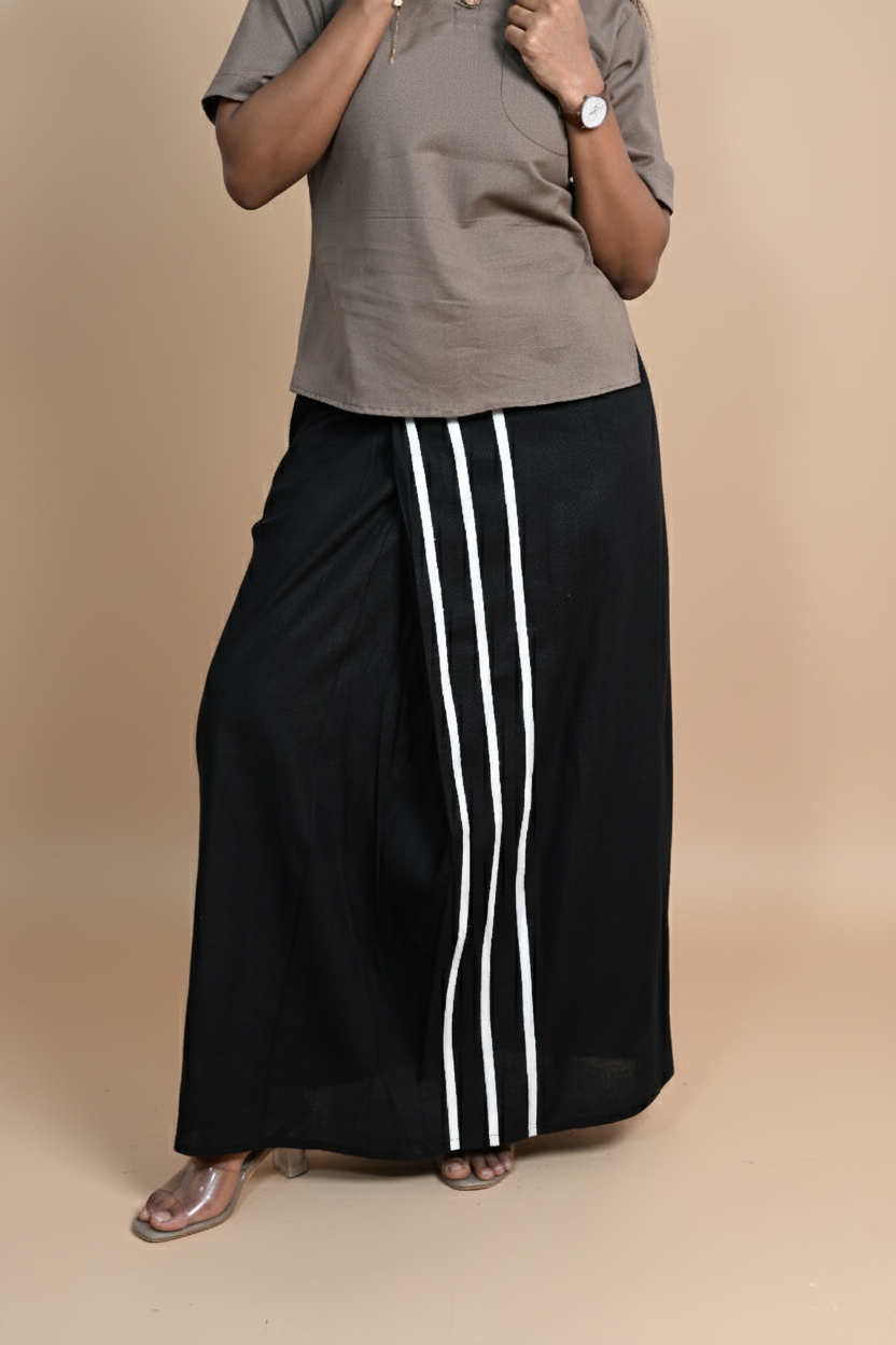 Women Solid White stripes Black Pajamalungi