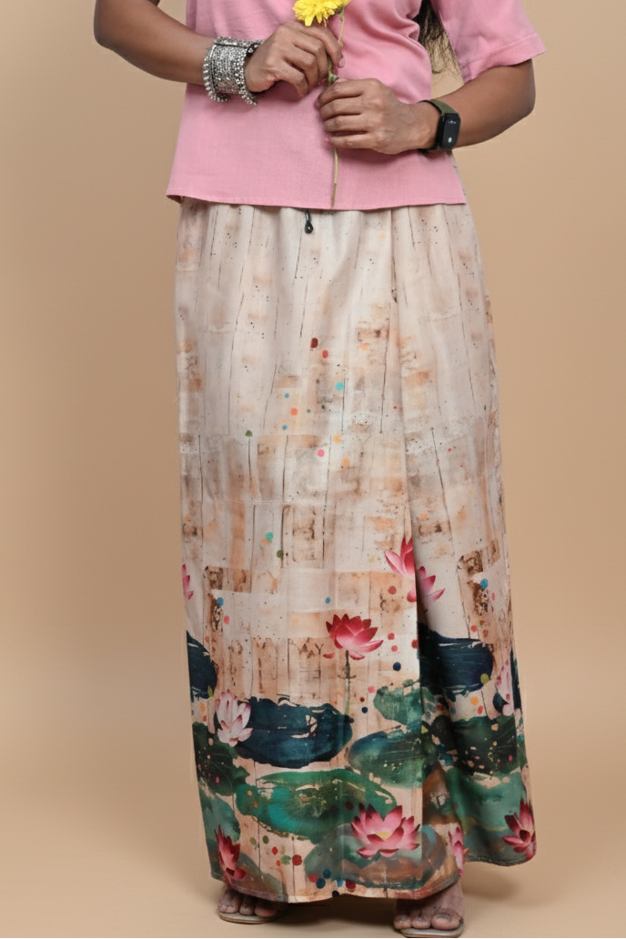 Women Lotus Pond Printed Pajamalungi