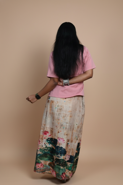 Women Lotus Pond Printed Pajamalungi