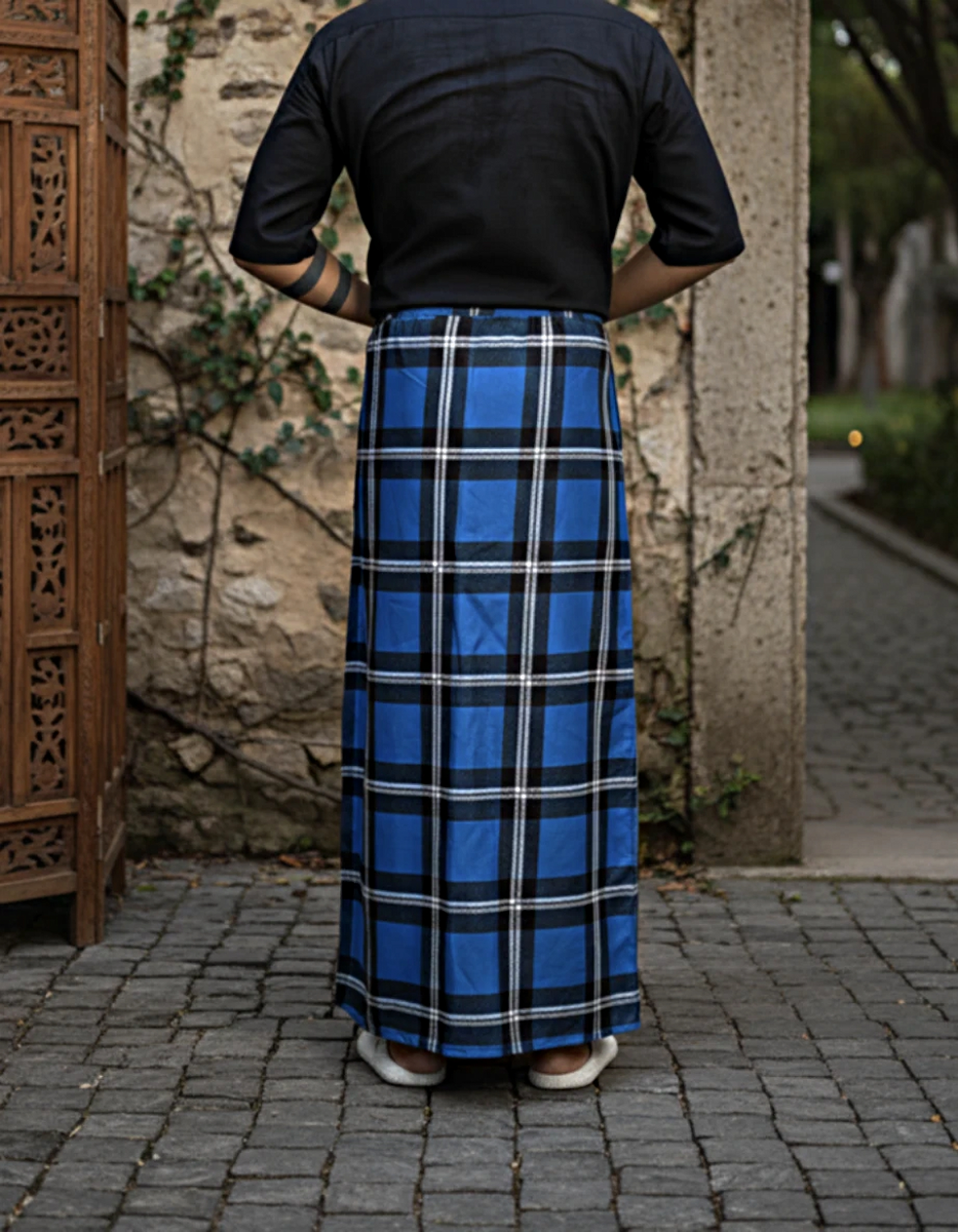 Dark blue check pajamalungi for men