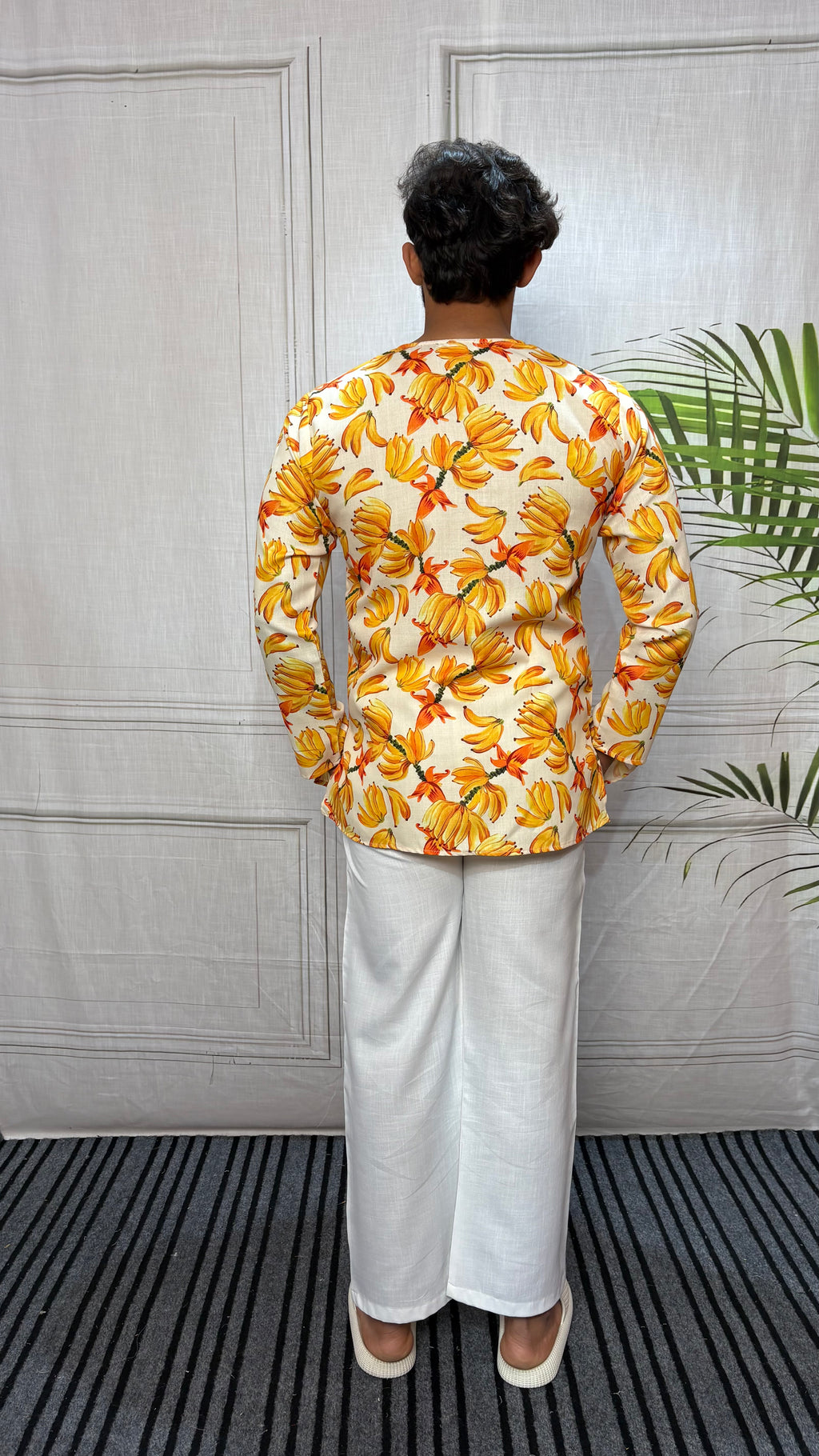 Banana Print V-Neck Kurta