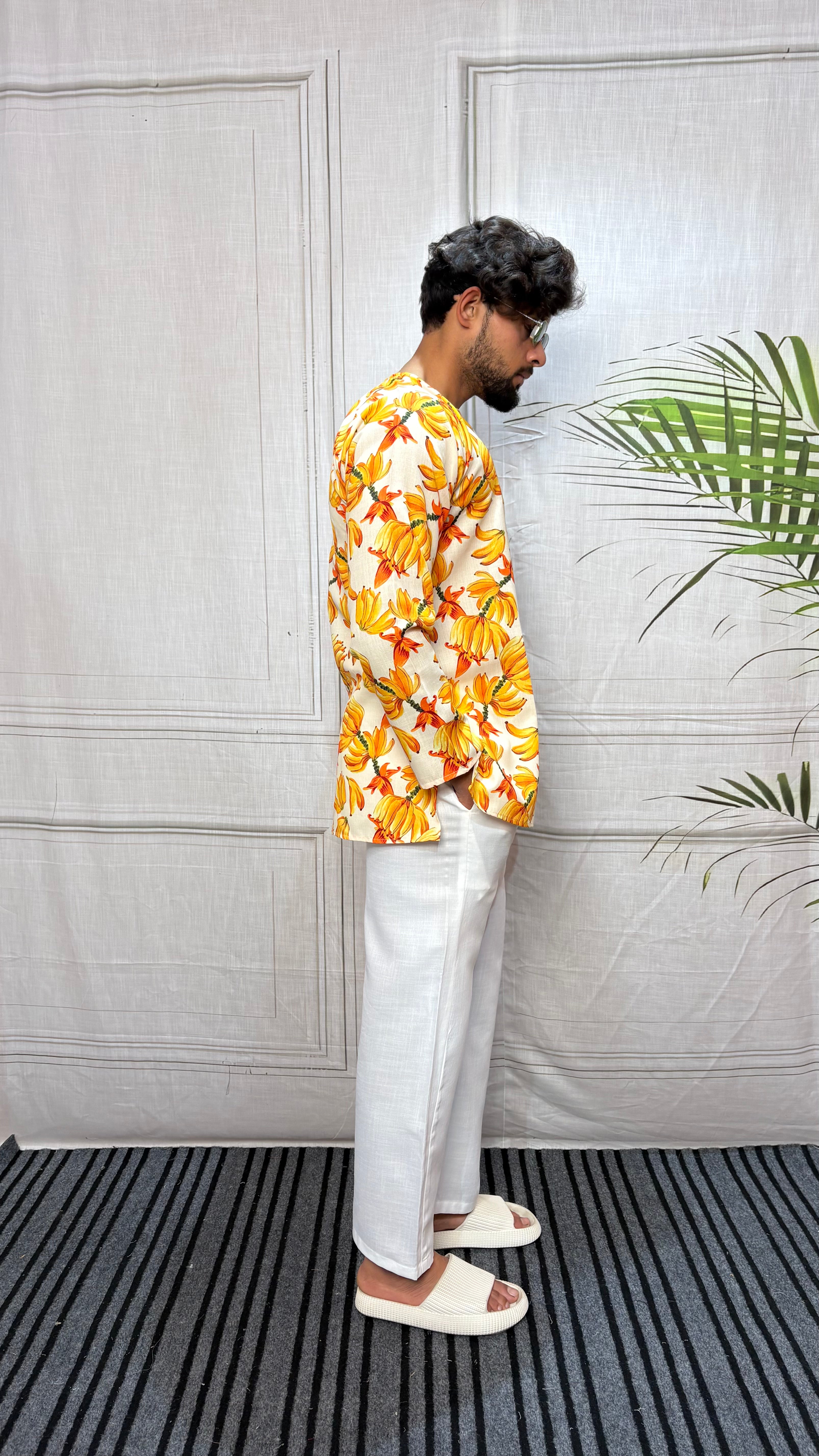 Banana Print V-Neck Kurta