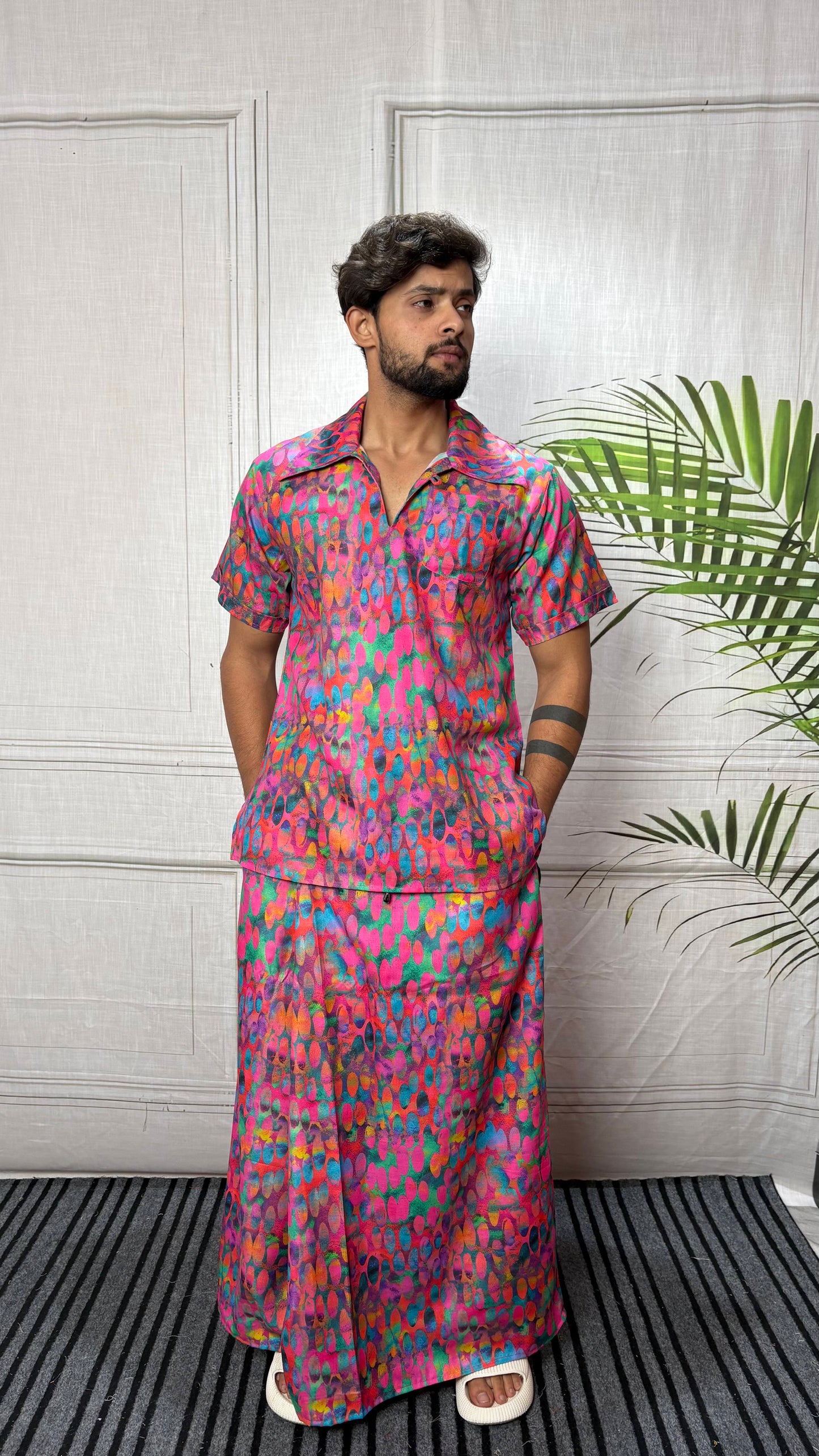 Men Abstract Ikat Dot Print Shirt-Collar Kurta