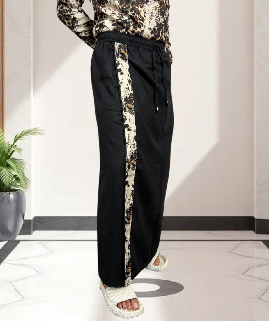 Men Black Color With Lepoard Elite Stripe Pajamalungi