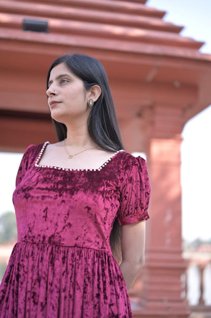 Crimson Square-Neck Velvet Dress With Puff Sleeve