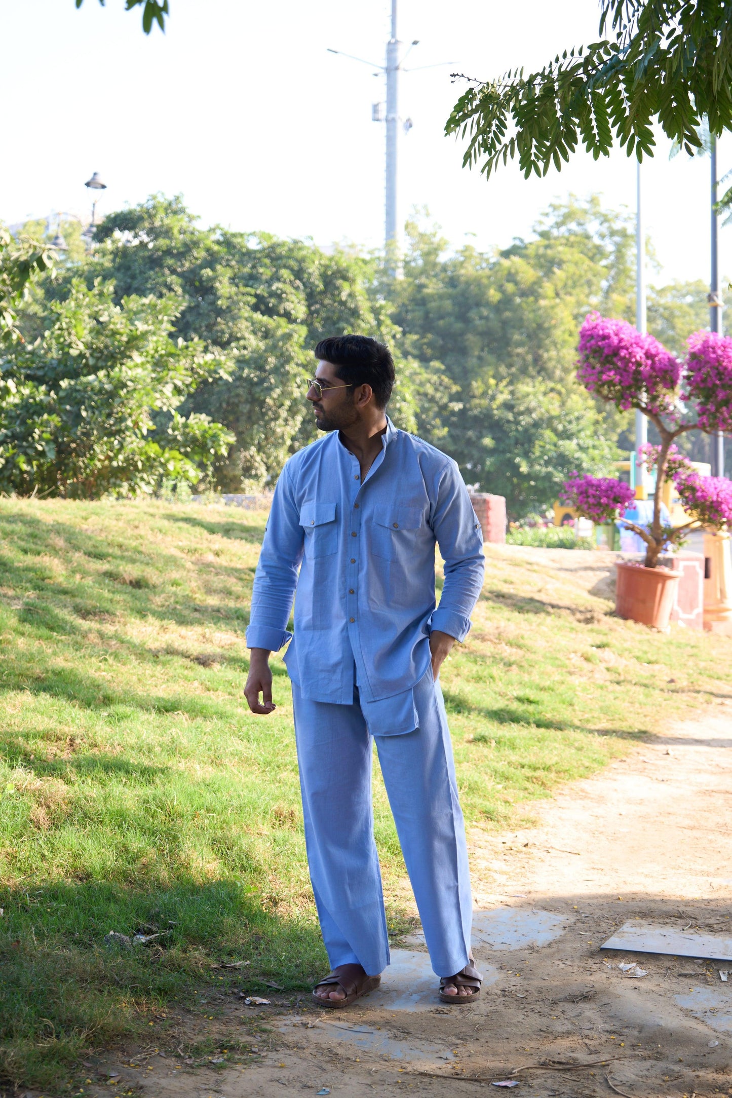 Menâ€™s Solid Light Blue Cotton Kurta