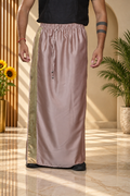 Men Mouse Colour Pajamalungi With Copper Zari Stripe Panel
