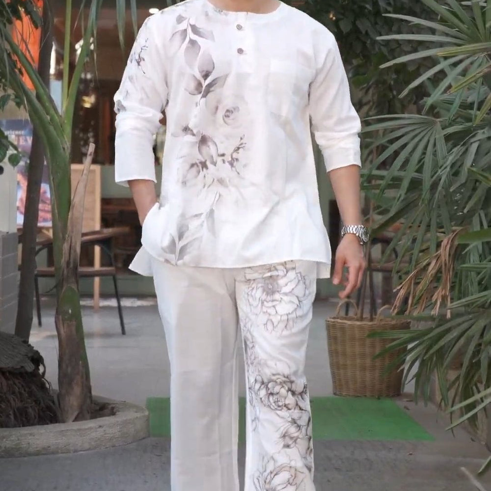 Flower Printed White Kurta & Pajama se.