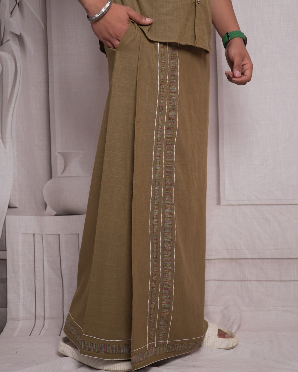 Premium Cotton Stripe Pajamalungi – Khaki