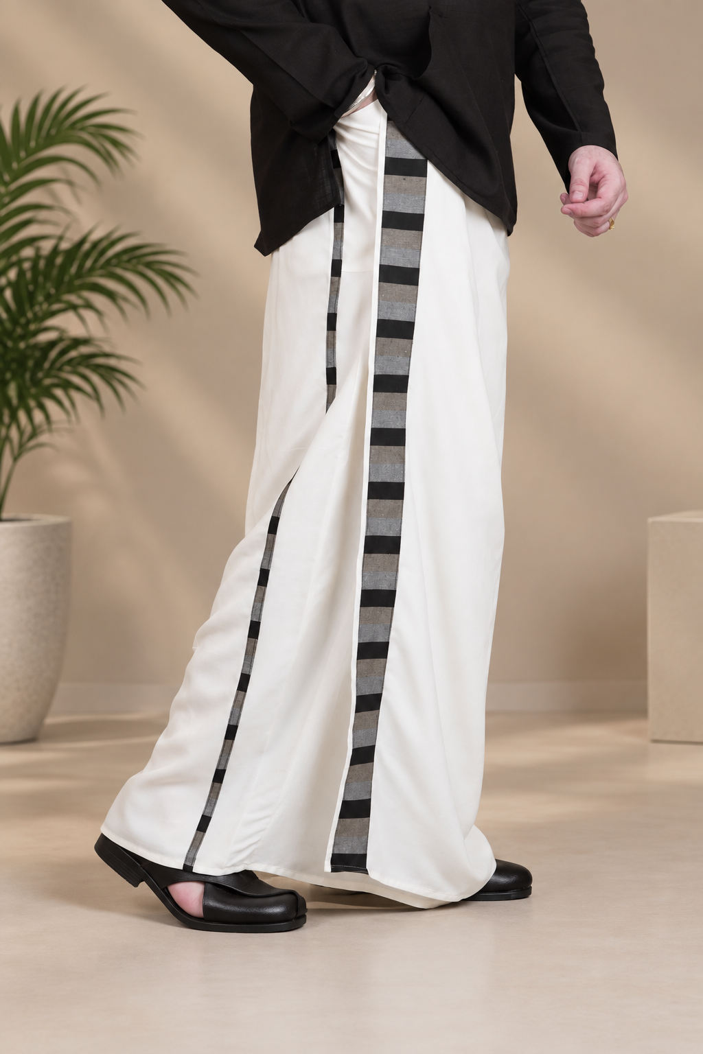 Men White Colour Monochrome Stripe PajamaLungi