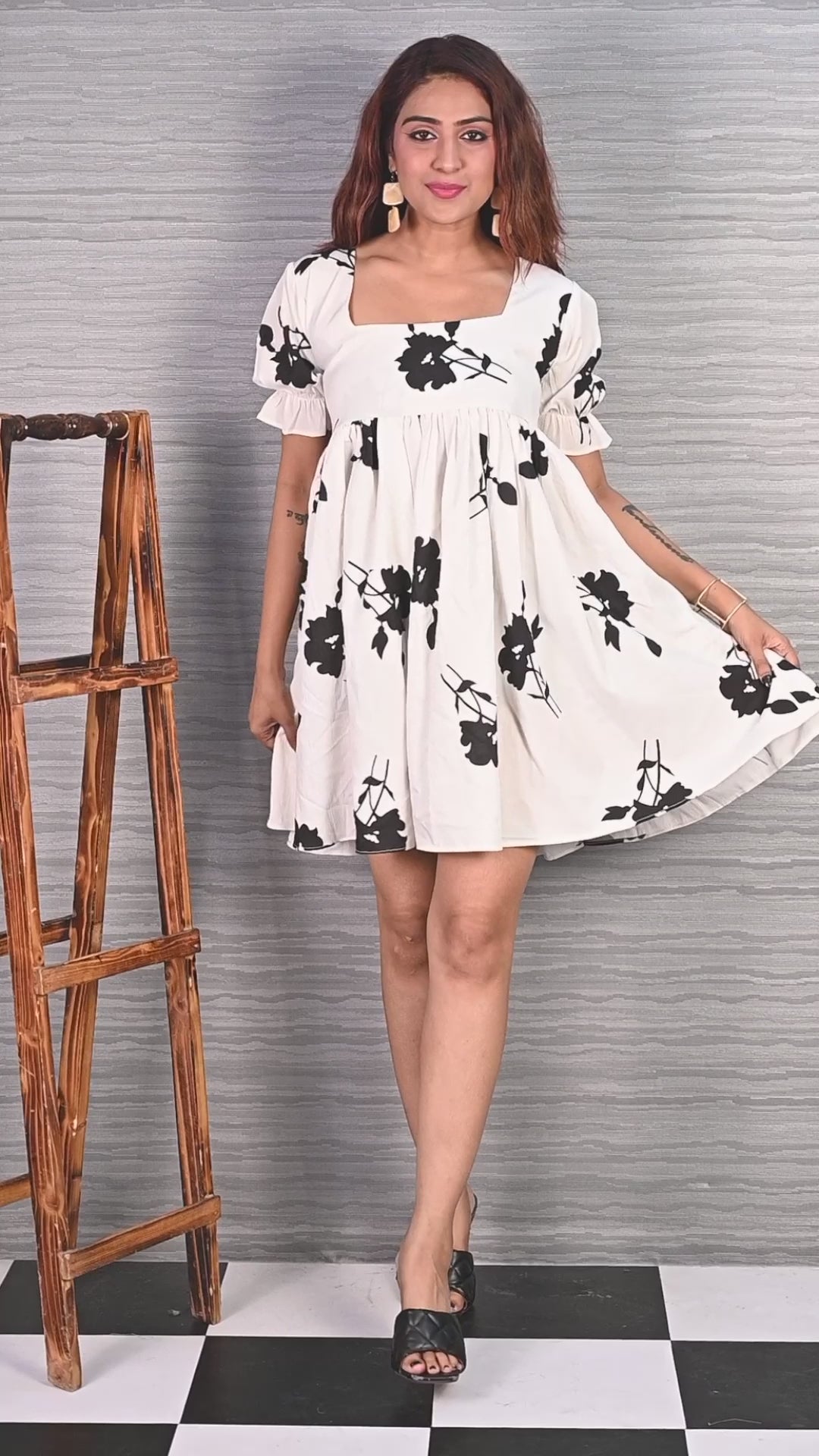 BW Flower Printed Short Dress