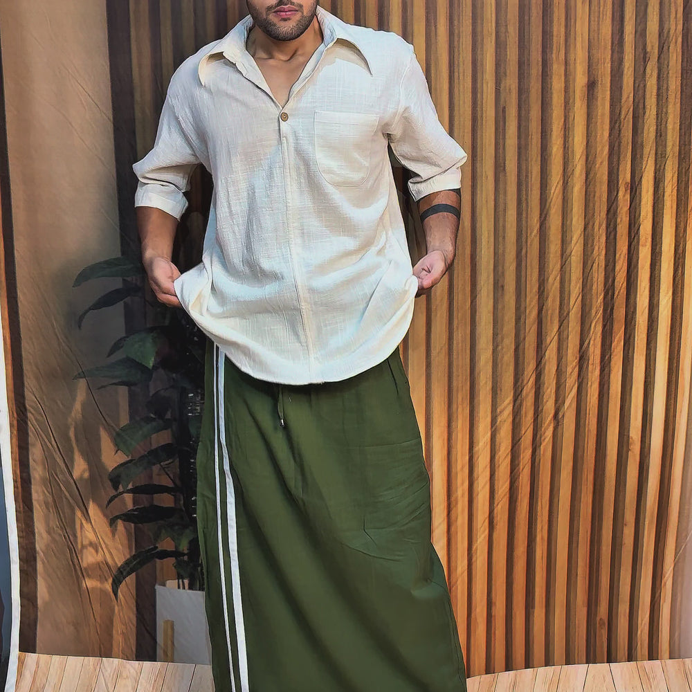 
                      
                        Load and play video in Gallery viewer, Men&amp;#39;s Traditional White stipes Green Pajamalungi - Limited Edition
                      
                    