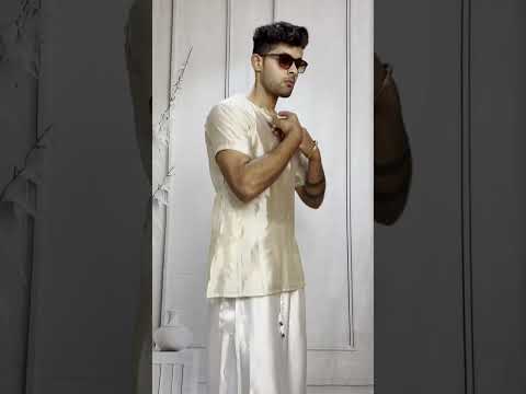 Men White Color With Silver Zari Stripe Pajamalungi